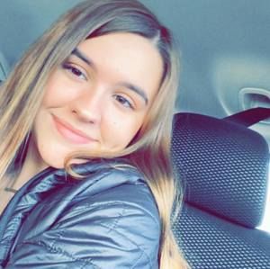 Meet your Posher, Monica